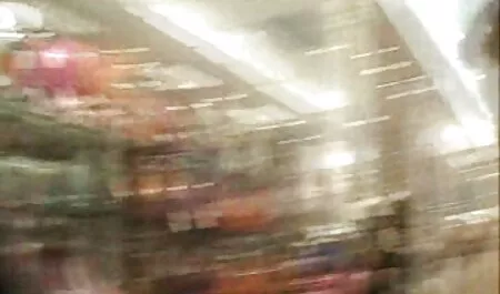 לובשת גרביונים, סרטי סקס חינם מלאים הבחורה הלכה למצוץ ולהתבדח בעלה