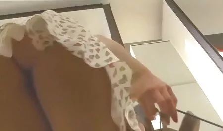 טרילוגיה סרטי סקס פורנו חינם מינית בסטודיו של אמן זה