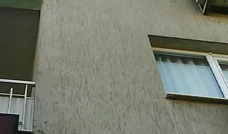 היא אימנה את סרטים לצפייה ישירה כחולים חינם התחת האנאלי של הבת שלה ורצתה לחזור על זה מאוחר יותר.