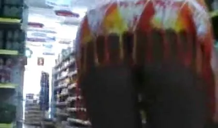 הוא ליקק את אשתו, שליקק סרטונים של סקס חינם את הכובע שלה וזיין אותה באיטיות