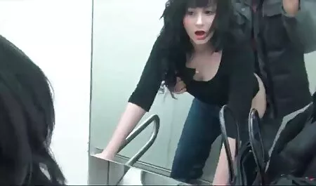 סקס אנאלי רומנטי על ספסל בפארק. סרטים ארוטים לצפיה ישירה