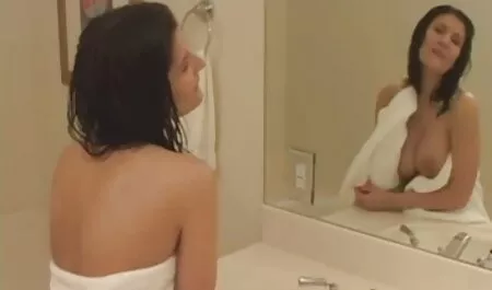 לאדה דפקה עם תחת חשוף בחנות. סרטים לצפייה ישירה בחינם סקס