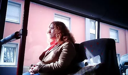 היא סרטונים של סקס חינם אוהבת לשון עמוקה ושעון אנאלי.