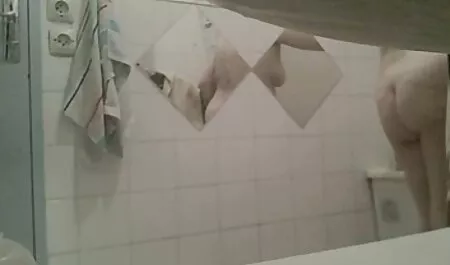קבלת יופי לעבוד דרך sex סרטים חינם אנאלי על שולחן
